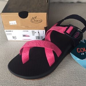 Chaco ZCLOUD MAGENTA SZ8 NWT